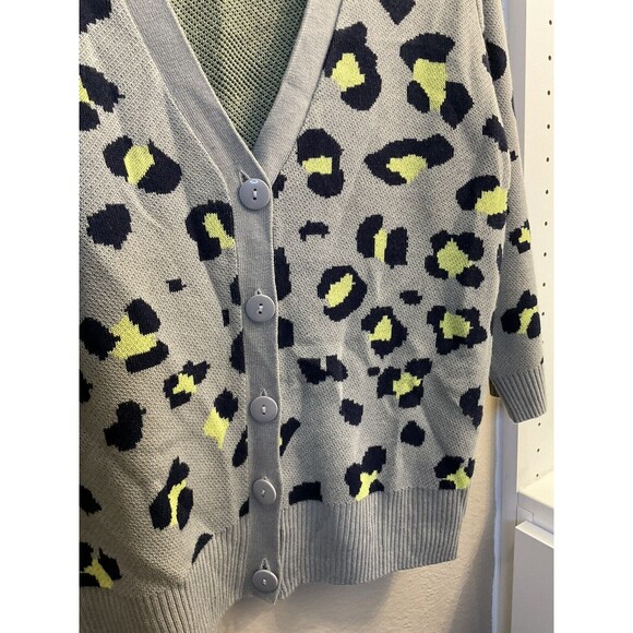 Takeout Womens Wild Animal Print V Neck Cardigan Sweater Size XL N - Picture 3 of 6